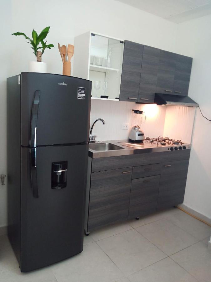 Vip Apartasuites Rosales Medellín Buitenkant foto