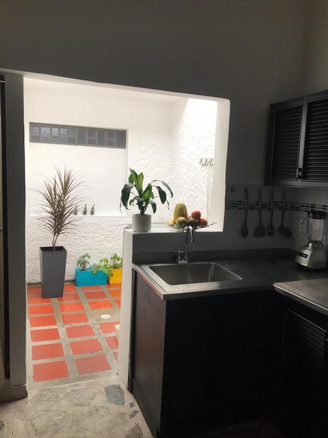 Vip Apartasuites Rosales Medellín Buitenkant foto