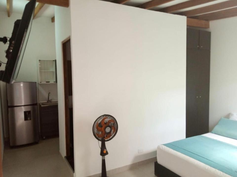Vip Apartasuites Rosales Medellín Buitenkant foto