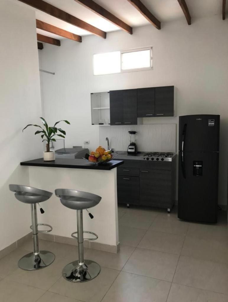 Vip Apartasuites Rosales Medellín Buitenkant foto
